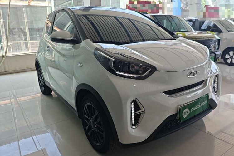 Used Chery QQ Little Ant 2024 Revised Version Youth Edition 251 km True Love Edition 25.05 kWh Front Right 45 Deg