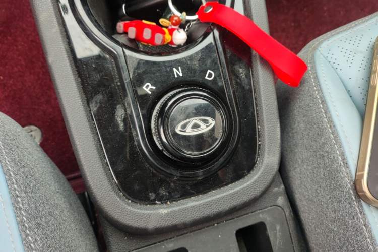 Used Chery QQ Little Ant 2024 Youth Edition 251km True Love Edition 23.99 kWh Gear Lever