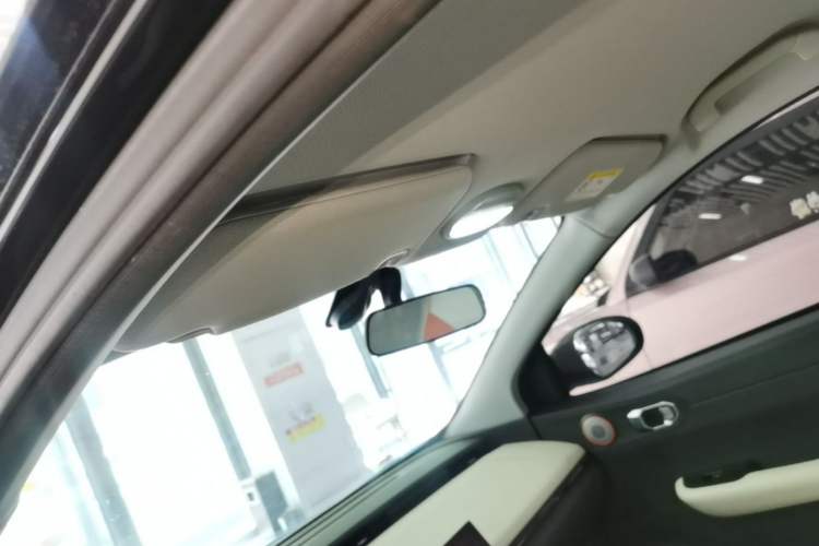 Used Chery QQ Little Ant 2024 Refreshed Version Youth Edition 321 km Beloved Edition 29.23 kWh Headliner