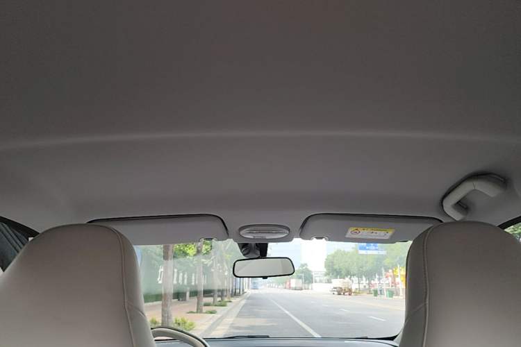 Used Chery QQ Little Ant 2024 Revised Edition Youth Version 321 km Cool Love Edition 29.23 kWh Headliner