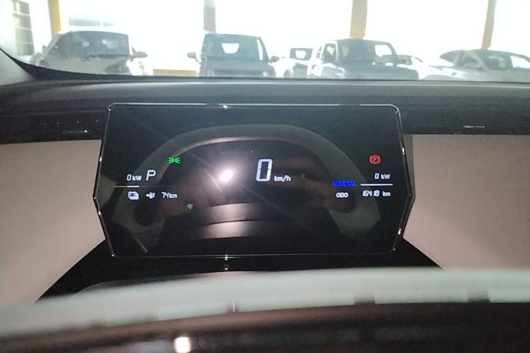 Used Chery QQ Little Ant 2024 Refreshed Version Youth Edition 321 km Beloved Edition 29.23 kWh Instrument Cluster