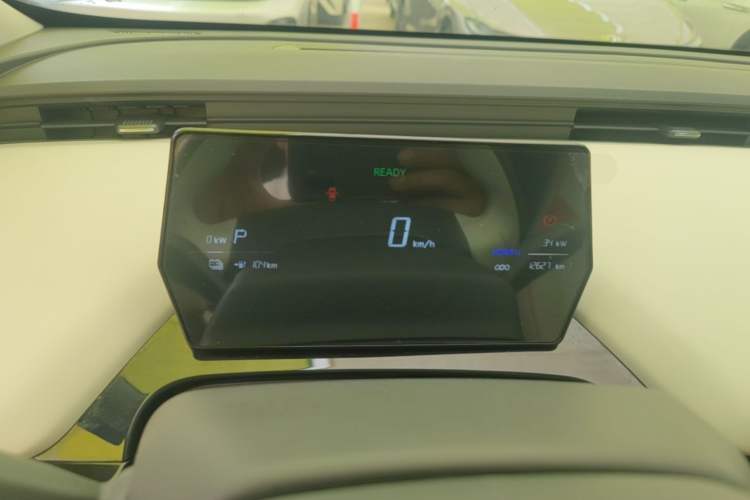 Used Chery QQ Little Ant 2024 Edition Youth Version 321 km Beloved Version 29.23 kWh Instrument Cluster