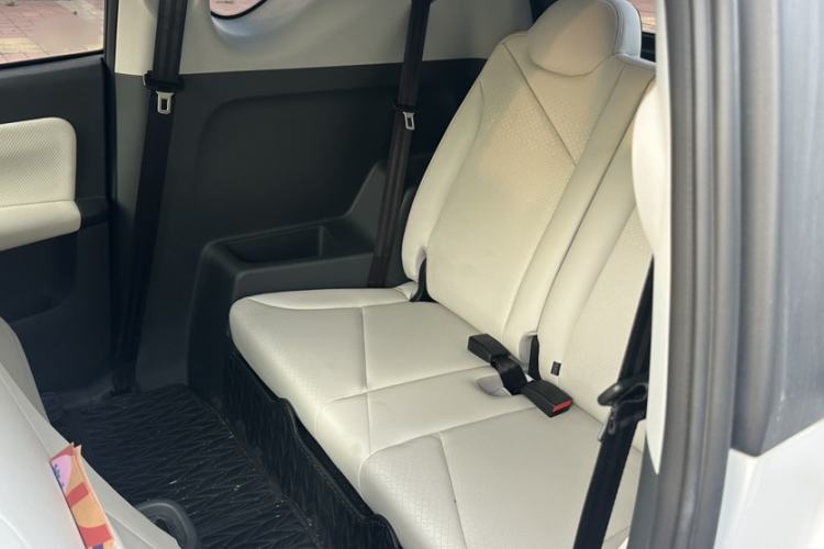 Used Chery QQ Little Ant 2024 Revised Edition Youth Version 321 km Cool Love Edition 29.23 kWh Interior 3