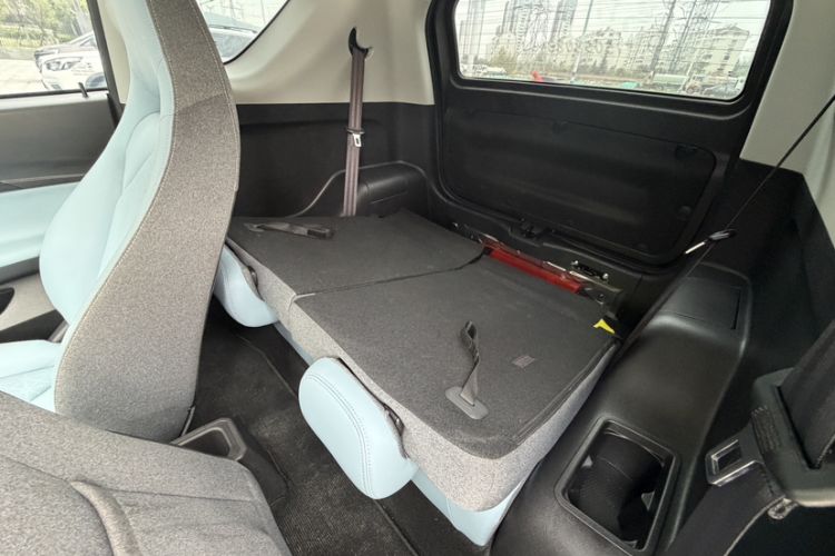 Used Chery QQ Little Ant 2024 251km True Love Edition Interior 3