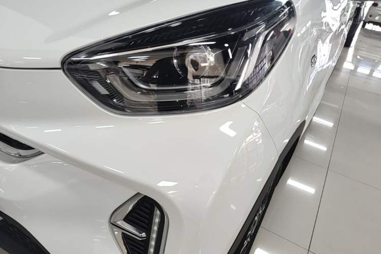 Used Chery QQ Little Ant 2024 Youth Edition 251km True Love Edition 23.99 kWh Left Front Headlight