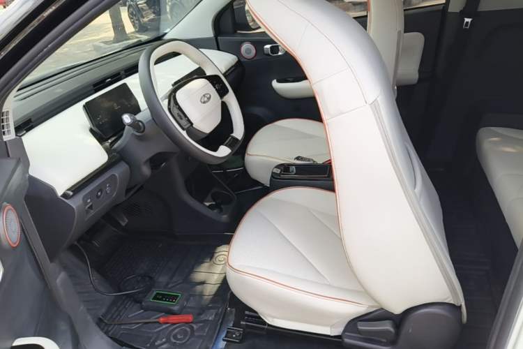 Used Chery QQ Little Ant 2024 Facelifted 321km Beloved Edition Left Front Seat