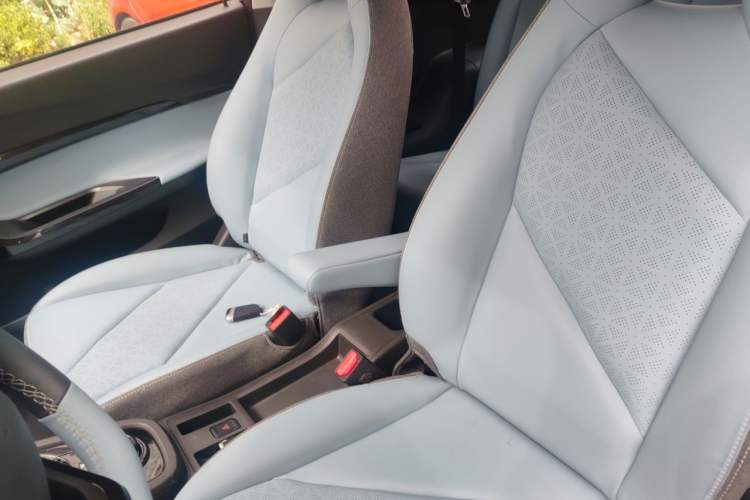 Used Chery QQ Little Ant 2024 Revised Version Youth Edition 251 km True Love Edition 25.05 kWh Left Front Seat