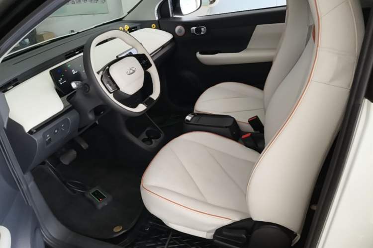 Used Chery QQ Little Ant 2024 321km Love Edition Left Front Seat