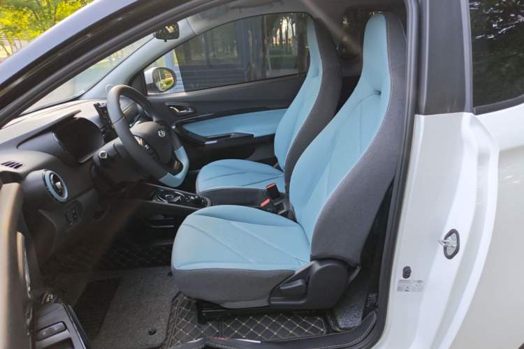 Used Chery QQ Little Ant 2024 Revised Version Youth Edition 251 km True Love Edition 25.05 kWh Left Front Seat