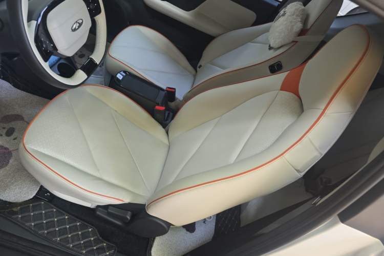 Used Chery QQ Little Ant 2024 Revised Edition Youth Version 321 km Beloved Pro Version 29.23 kWh Left Front Seat
