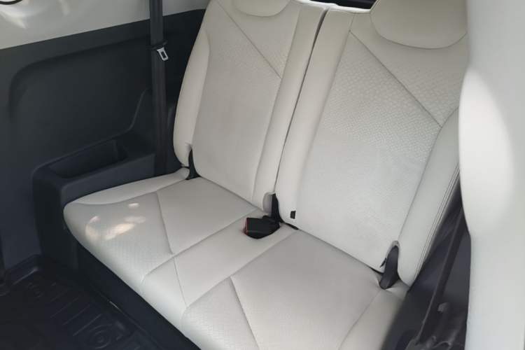 Used Chery QQ Little Ant 2024 Facelifted 321km Beloved Edition Left Rear Seat
