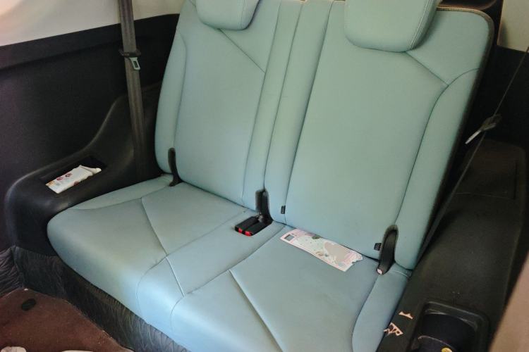 Used Chery QQ Little Ant 2024 Youth Edition 251km True Love Edition 23.99 kWh Left Rear Seat