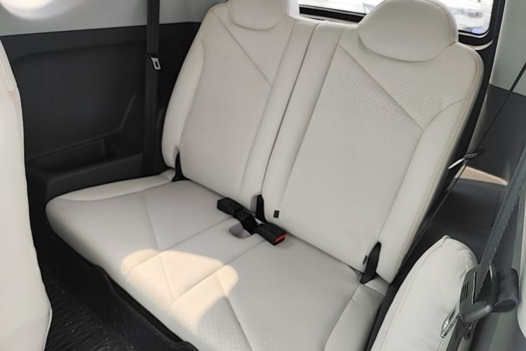 Used Chery QQ Little Ant 2024 Revised Edition Youth Version 321 km Cool Love Edition 29.23 kWh Left Rear Seat