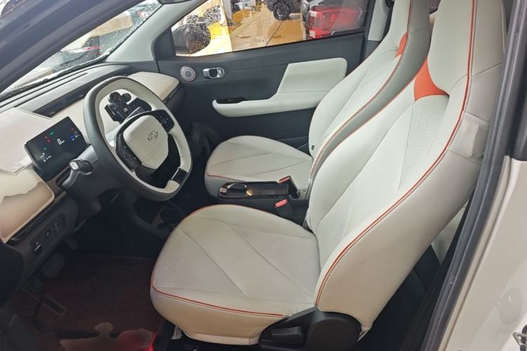 Used Chery QQ Little Ant 2024 Facelifted 321km Beloved Edition Left Rear Seat