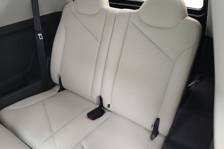Used Chery QQ Little Ant 2024 Refreshed Version Youth Edition 321 km Beloved Edition 29.23 kWh Left Rear Seat