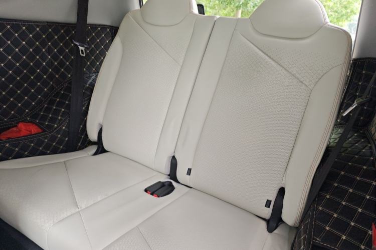 Used Chery QQ Little Ant 2024 Revised Edition Youth Version 321 km Cool Love Edition 29.23 kWh Left Rear Seat
