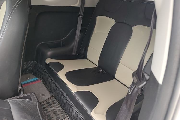 Used Chery QQ Little Ant 2024 251km Love Edition Left Rear Seat
