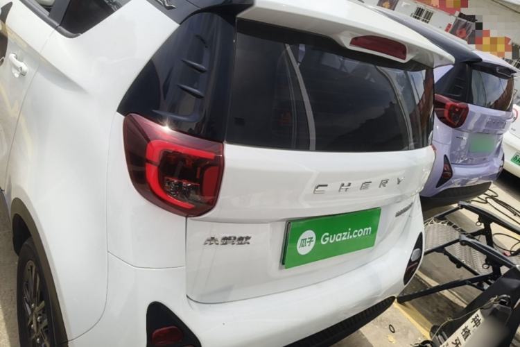Used Chery QQ Little Ant 2024 Refreshed Version Youth Edition 321 km Beloved Edition 29.23 kWh Rear