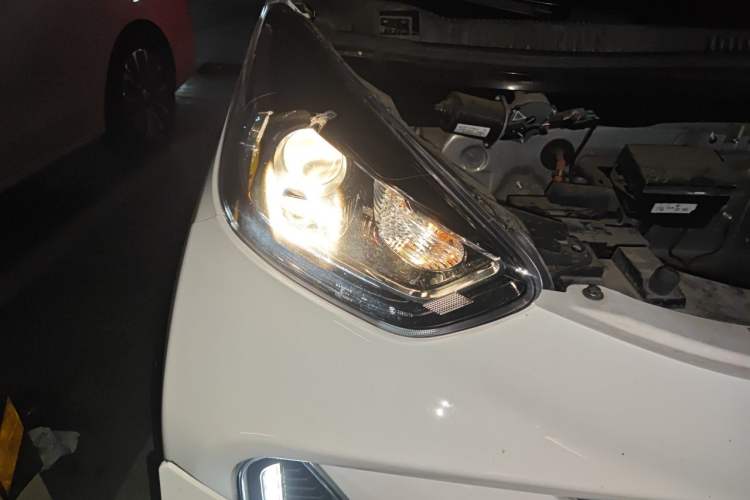 Used Chery QQ Little Ant 2024 Edition Youth Version 251km True Love Edition 25.05 kWh Right Front Headlight
