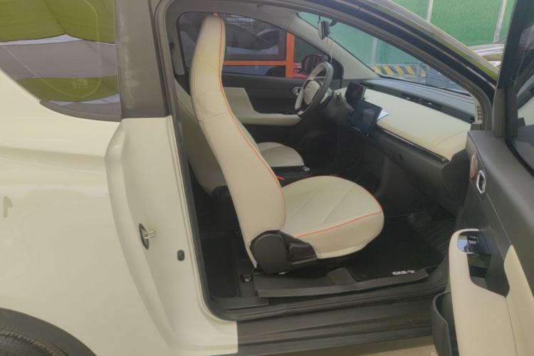 Used Chery QQ Little Ant 2024 Edition Youth Version 321 km Beloved Version 29.23 kWh Right Front Seat