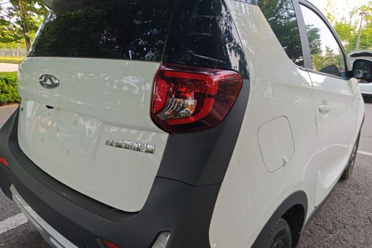 Used Chery QQ Little Ant 2024 Revised Version Youth Edition 251 km True Love Edition 25.05 kWh Right Rear Taillight