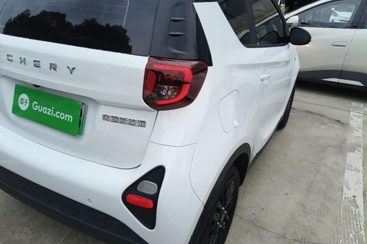 Used Chery QQ Little Ant 2024 Refreshed Version Youth Edition 321 km Beloved Edition 29.23 kWh Right Rear Taillight