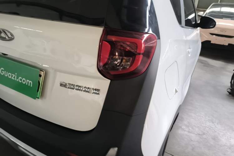 Used Chery QQ Little Ant 2024 Revised Edition Youth Version 251 km True Love Edition 23.99 kWh Right Rear Taillight