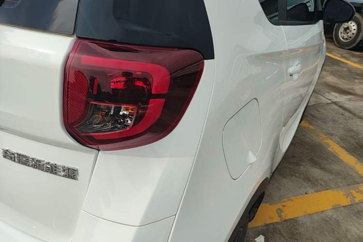 Used Chery QQ Little Ant 2024 Edition Youth Version 321 km Beloved Version 29.23 kWh Right Rear Taillight