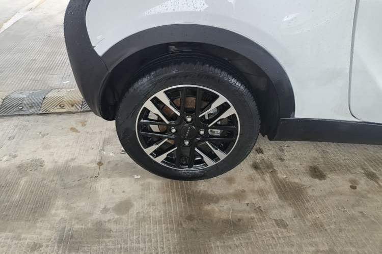 Used Chery QQ Little Ant 2024 251km True Love Edition Right Rear Wheel Hub