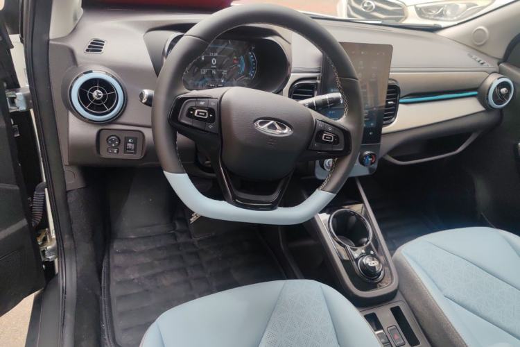 Used Chery QQ Little Ant 2024 Revised Version Youth Edition 251 km True Love Edition 25.05 kWh Steering Wheel
