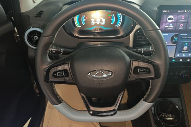 Used Chery QQ Little Ant 2024 251km Love Edition Steering Wheel