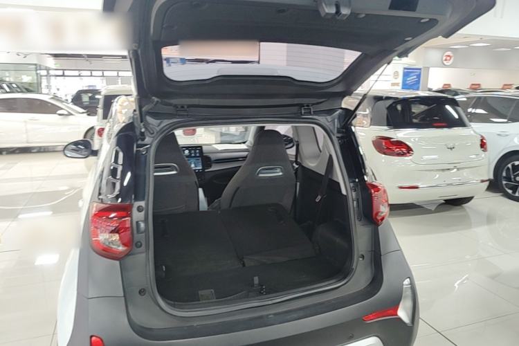Used Chery QQ Little Ant 2024 Youth Edition 251km True Love Edition 23.99 kWh Trunk