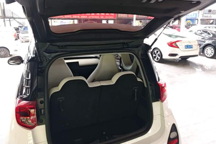 Used Chery QQ Little Ant 2024 Refreshed Version Youth Edition 321 km Beloved Edition 29.23 kWh Trunk