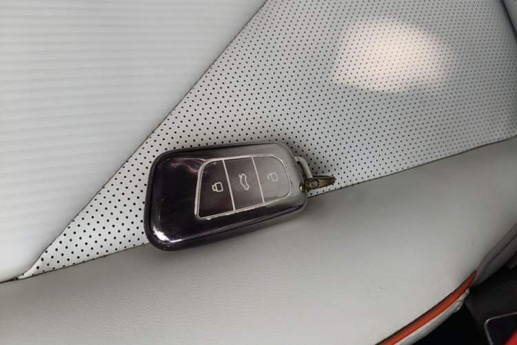 Used Chery QQ Little Ant 2024 Facelifted 321km Beloved Edition Vehicle Key