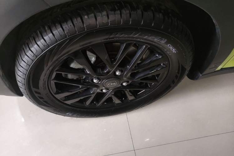 Used Chery QQ Little Ant 2024 Youth Edition 321 km Range Cool Love Version 29.23 kWh Left Front Wheel Hub