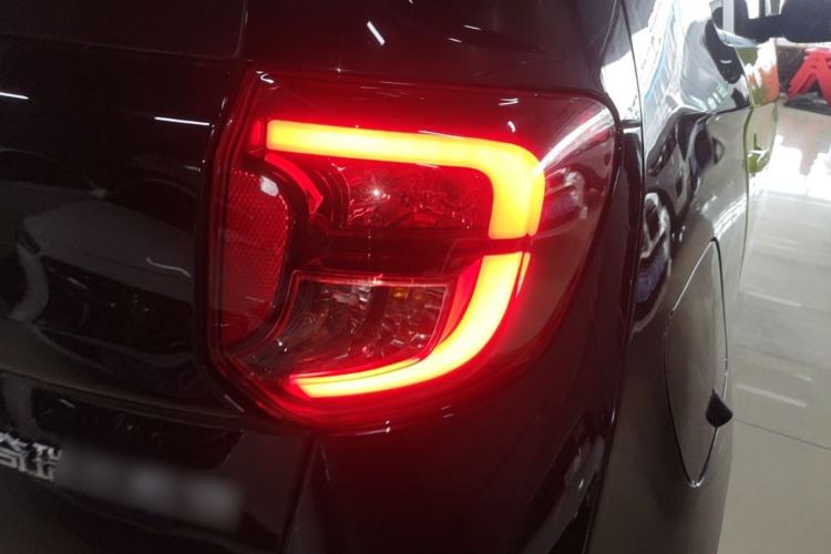 Used Chery QQ Little Ant 2024 Youth Edition 321 km Range Cool Love Version 29.23 kWh Right Rear Taillight