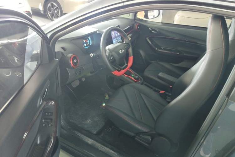 Used Chery QQ Little Ant 2025 Model, 251km Favorite Edition, 25.05kWh Driver Seat
