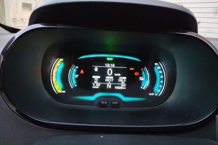 Used Chery QQ Little Ant 2025 Model, 251km Favorite Edition, 25.05kWh Instrument Cluster