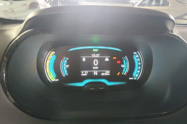 Used Chery QQ Little Ant 2025 Model, 251km Favorite Edition, 25.05kWh Instrument Cluster
