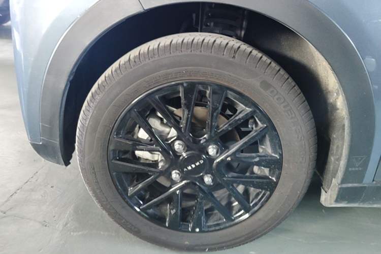 Used Chery QQ Little Ant 2025 Model, 251km Favorite Edition, 25.05kWh Left Front Wheel Hub