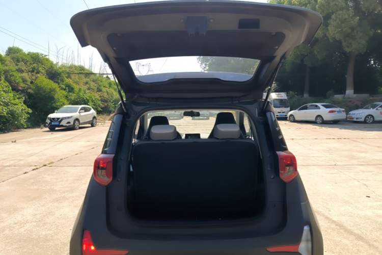 Used Chery QQ Little Ant 2025 Model, 251km Favorite Edition, 25.05kWh Trunk