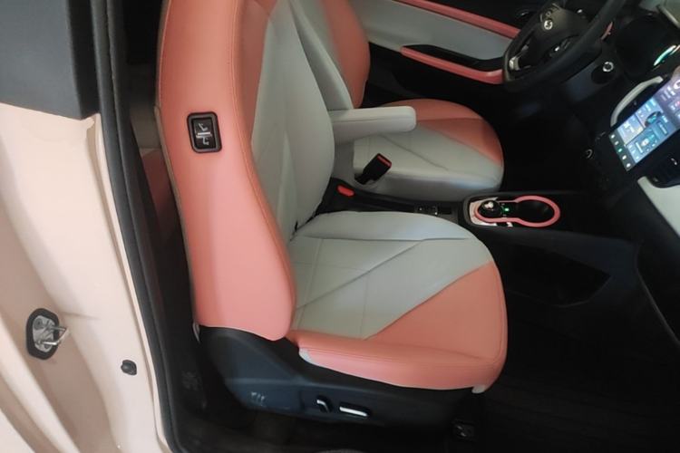 Used Chery QQ Little Ant 2025 Model, 251km Favorite Edition, 25.05kWh Right Front Seat