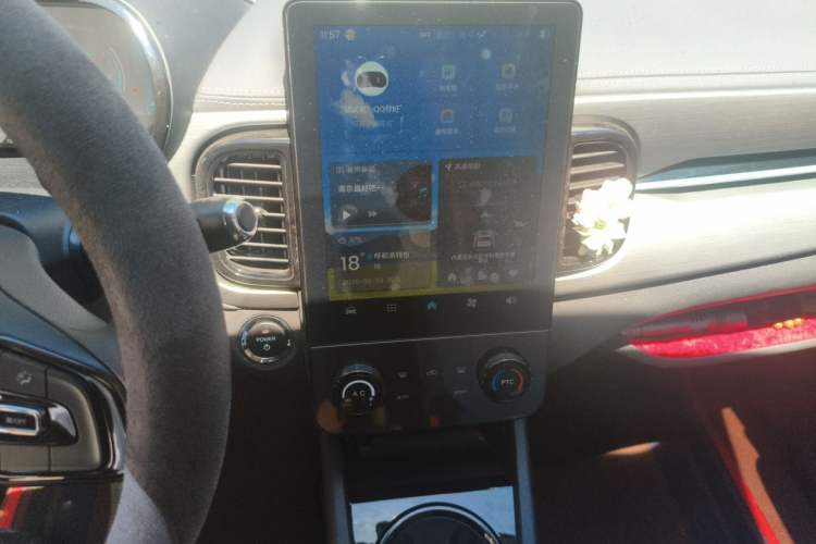Used Chery QQ Little Ant 2025 Model, 251km Favorite Edition, 25.05kWh Audio And AC Panel