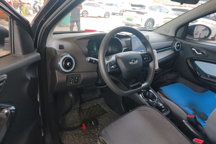 Used Chery QQ Little Ant 2025 Model, 251km Favorite Edition, 25.05kWh Center Console