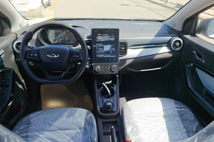Used Chery QQ Little Ant 2025 Model, 251km Favorite Edition, 25.05kWh Center Console