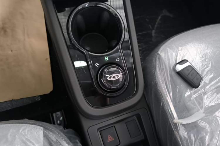 Used Chery QQ Little Ant 2025 Model, 251km Favorite Edition, 25.05kWh Gear Lever