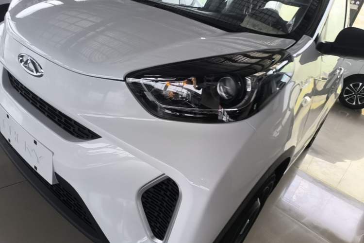 Used Chery QQ Little Ant 2025 Model, 251km Favorite Edition, 25.05kWh Left Front Headlight