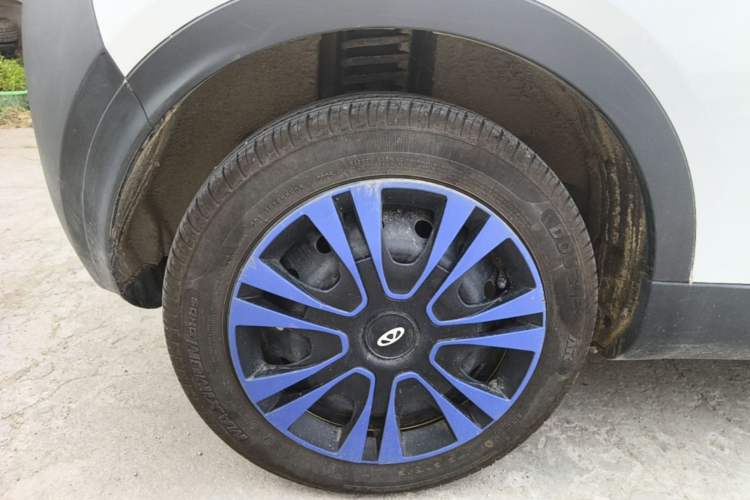 Used Chery QQ Little Ant 2025 Model, 251km Favorite Edition, 25.05kWh Right Rear Wheel Hub