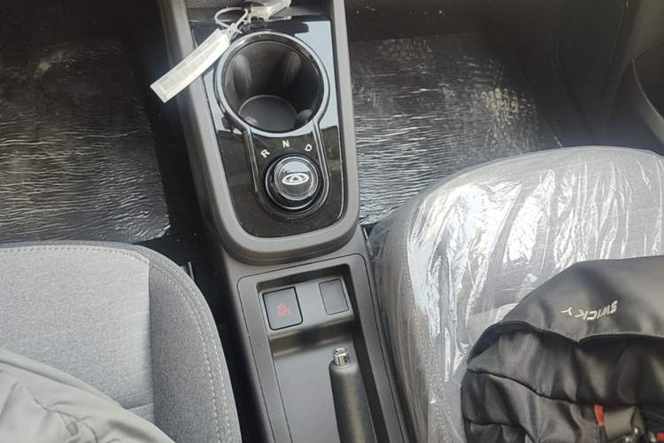 Used Chery QQ Little Ant 2026 Model 271km Favorite Version Gear Lever