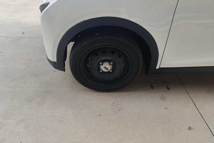 Used Chery QQ Little Ant 2026 Model 271km Favorite Version Left Front Wheel Hub